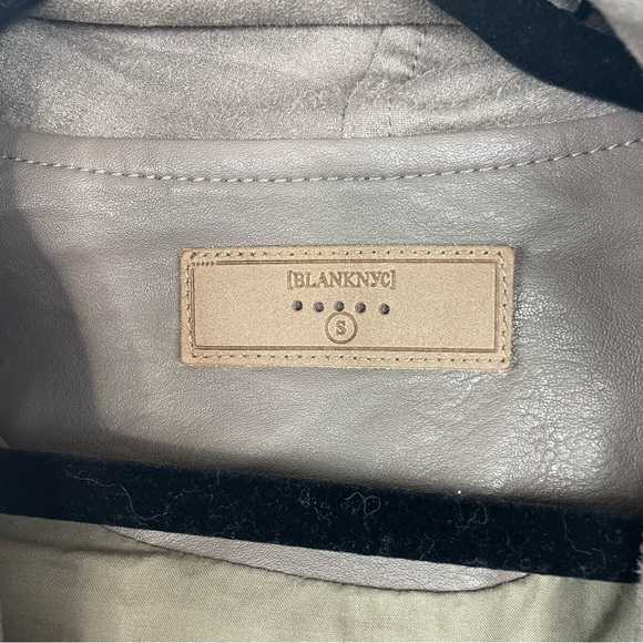 Blank NYC  taupe leather style wrap jacket small - Picture 3 of 7
